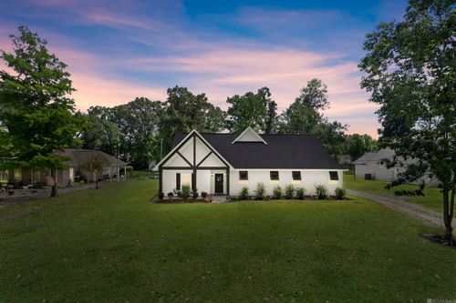 18656 Magnolia Est, Prairieville, LA, 70769-3216 | Card Image