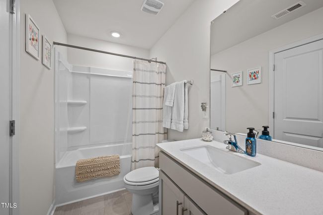 38-web-or-mls-_1046391 | Image 32