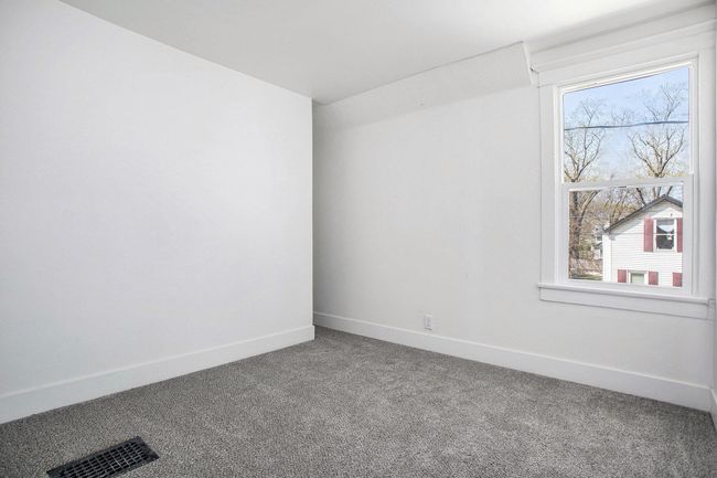 bed 1 | Image 14