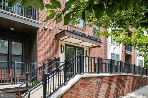 208-11200 Reston Station Blvd, RESTON, VA, 20190-5454 | Card Image