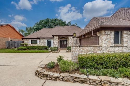 2439 Hodges Bend Cir, Sugar Land, TX, 77479-1304 | Card Image