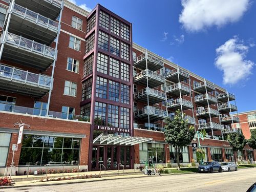 603-601 E Erie Street, Milwaukee, WI, 53202 | Card Image