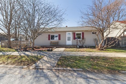 825 N Sherman St, Crown Point, IN, 46307-3224 | Card Image