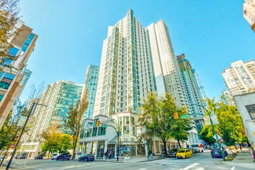 40x-1323 Homer St, Vancouver, BC, V6B5T1 | Card Image