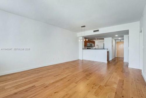 apt-1007-253 Ne 2nd St, Miami, FL, 33132-2323 | Card Image