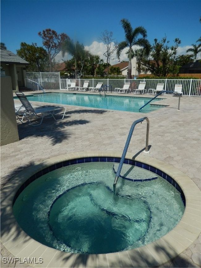 902 Mcgregor Park Cir, House attached with 2 bedrooms, 2 bathrooms and null parking in FORT MYERS FL | Image 37