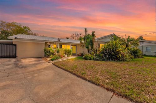 6429 N Gomez Ave, Tampa, FL, 33614-4226 | Card Image