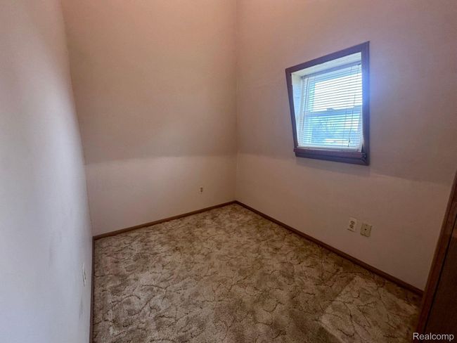 1 1 St St, House other with 3 bedrooms, 1 bathrooms and null parking in Yale MI | Image 21