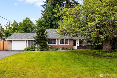 7441 Ne 145th St, Kirkland, WA, 98034-4921 | Card Image
