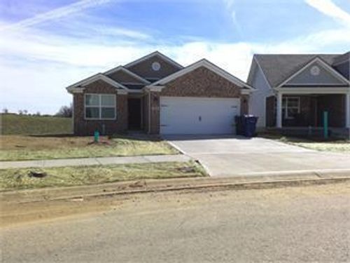 2496 Feathersound Way, Lexington, KY, 40511-8582 | Card Image