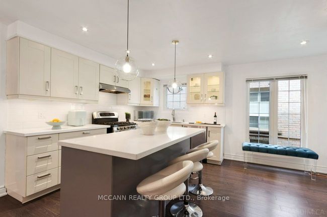 81 Stirling Cres, House other with 5 bedrooms, 4 bathrooms and 4 parking in Markham ON | Image 5