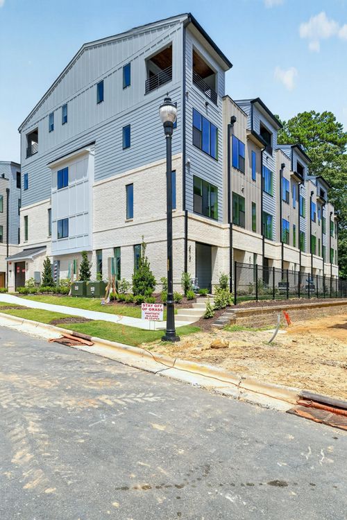 407 Chatham View Road, Cary, NC, 27511 | Card Image