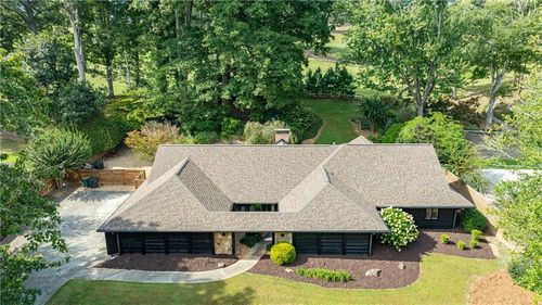1185 Oakhaven Dr, Roswell, GA, 30075-1807 | Card Image