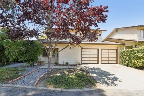 1034 King St, Santa Rosa, CA, 95404-3473 | Card Image