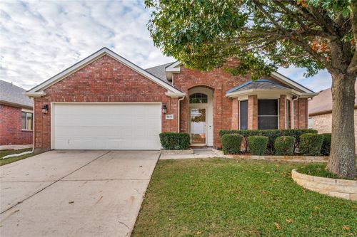 8628 Tumbleweed Dr, Cross Roads, TX, 76227-3887 | Card Image