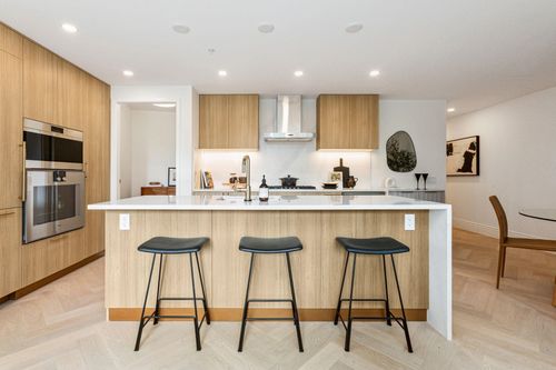 206-2096 W 47th Ave, Vancouver, BC, V6M0E5 | Card Image