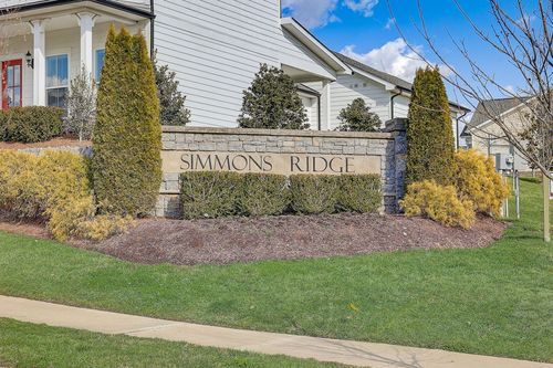 2025 Bloomsbury Ln, Franklin, TN, 37064-7010 | Card Image