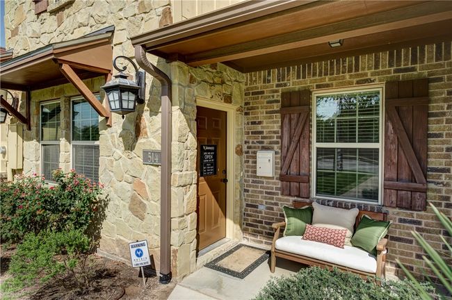 3515 General Pkwy, Townhouse with 4 bedrooms, 4 bathrooms and null parking in College Station TX | Image 4