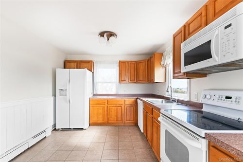 b-32 Shore Dr, Mastic Beach, NY, 11951-2106 | Card Image