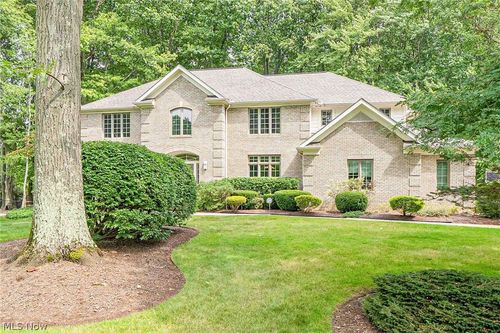 30609 Stillwater Ln, Solon, OH, 44139-1576 | Card Image