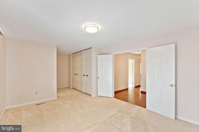 9711 Cinnamon Creek Dr, House other with 4 bedrooms, 3 bathrooms and null parking in Vienna VA | Image 18