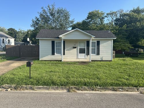 439 4th St, Lawrenceburg, TN, 38464-2833 | Card Image