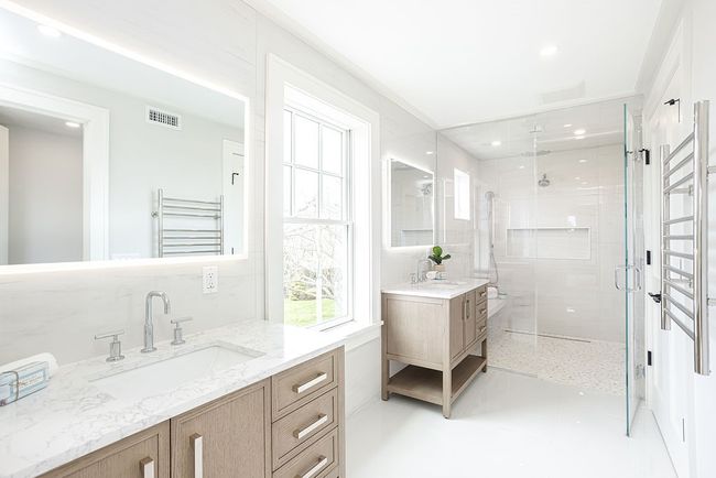 10 Stimpson St, House other with 5 bedrooms, 7 bathrooms and 4 parking in Middletown RI | Image 22