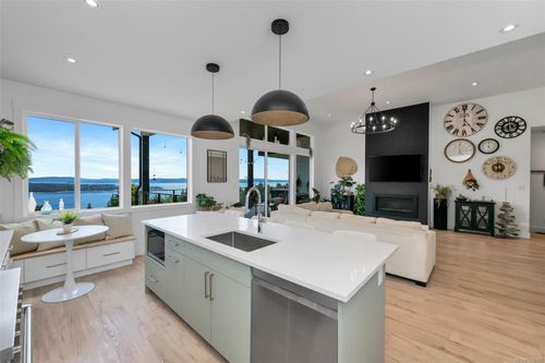 399 Thetis Dr, Ladysmith, BC, V9G0C1 | Card Image