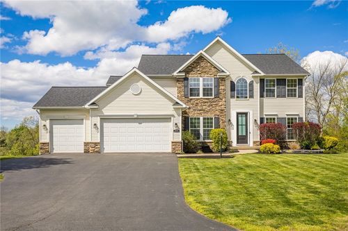 6594 Bradhurst St, Victor, NY, 14564-9421 | Card Image