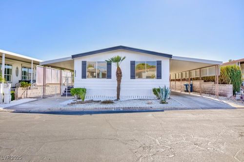 5015 S Ridge Club Dr, Las Vegas, NV, 89103-5017 | Card Image