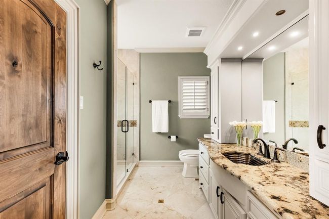 Another ensuite bathroom | Image 37