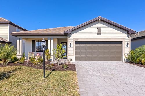 15135 Oxford Grey Dr, Bradenton, FL, 34211-1832 | Card Image