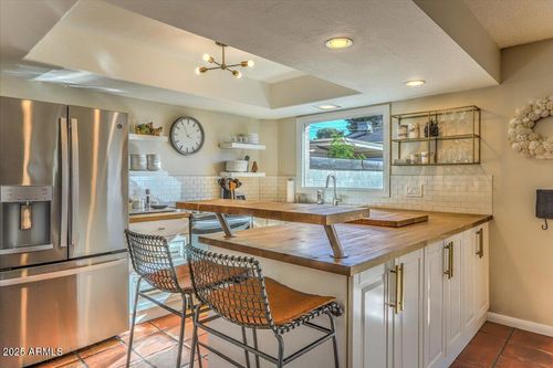 8520 E Montebello Ave, Scottsdale, AZ, 85250-6307 | Card Image