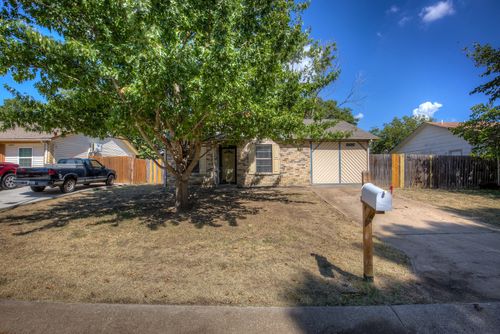 2441 Sweetwood Dr, Fort Worth, TX, 76131-1303 | Card Image