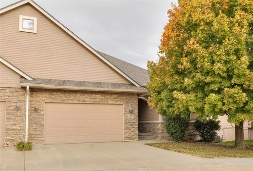 916 Nw 20th Ln, Ankeny, IA, 50023-8968 | Card Image