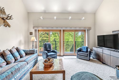 j-104-10500 Ryan Gulch Rd, SILVERTHORNE, CO, 80498-5182 | Card Image