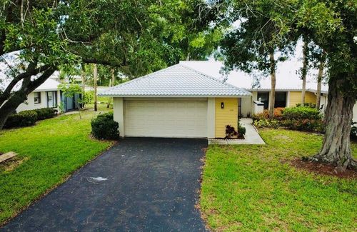 228-339 Pembroke Ln S, VENICE, FL, 34293-4210 | Card Image