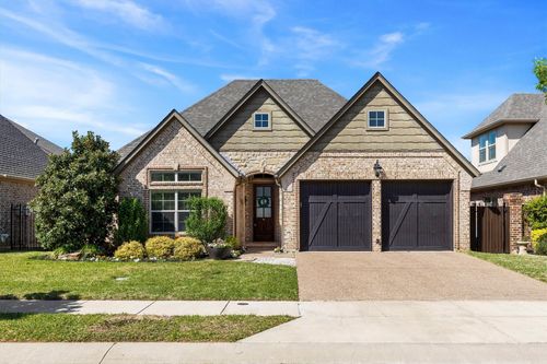 735 E Hill St, Keller, TX, 76248-2470 | Card Image