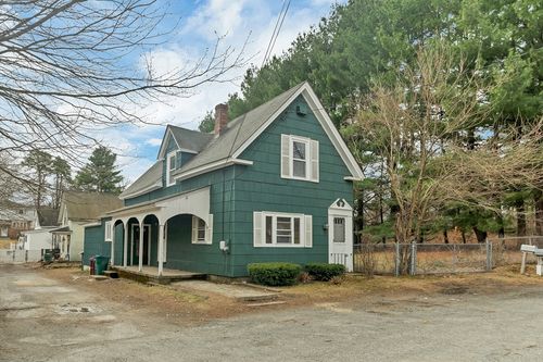 100 W Meadow Rd, Lowell, MA, 01854-1423 | Card Image