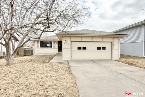 3320 N 73 Street, Lincoln, NE, 68507 | Card Image