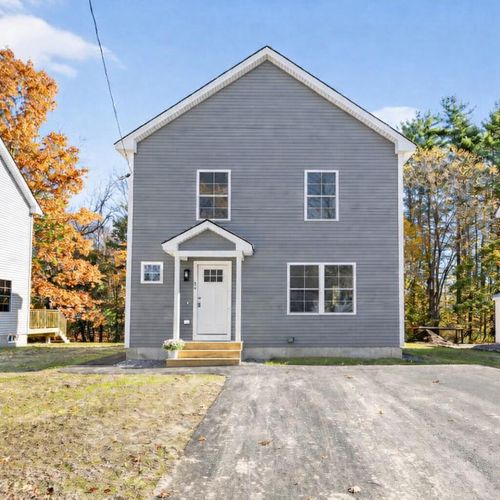 40 Palmer Street, Westbrook, ME, 04092 | Card Image