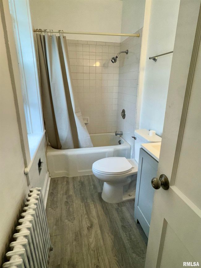 APT-3 - 1622 Washington St, Condo with 1 bedrooms, 1 bathrooms and null parking in Davenport IA | Image 8