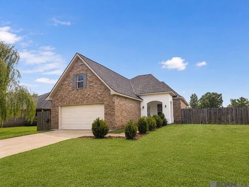 509 S Mandy Ave, Gonzales, LA, 70737-6830 | Card Image
