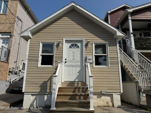 114 Baden Pl, Staten Island, NY, 10306-6004 | Card Image