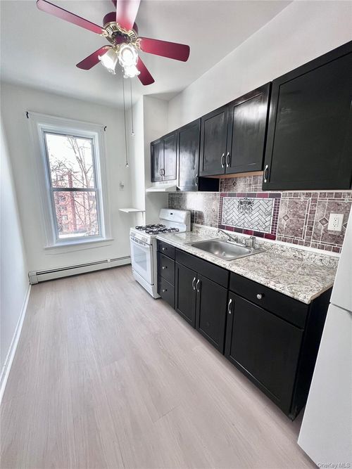 2-4278 Vireo Ave, Bronx, NY, 10470-2409 | Card Image