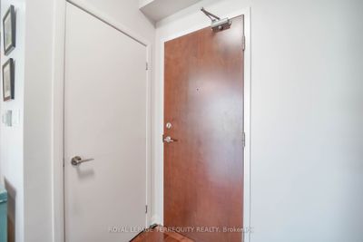 312 - 3391 Bloor St W, Condo with 1 bedrooms, 1 bathrooms and 1 parking in Etobicoke ON | Image 3