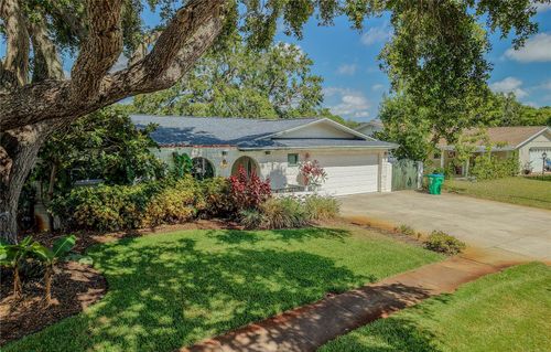 7699 92nd St, SEMINOLE, FL, 33777-4106 | Card Image