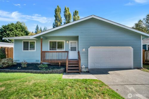 203 N Bogart Ave, Granite Falls, WA, 98252-8406 | Card Image