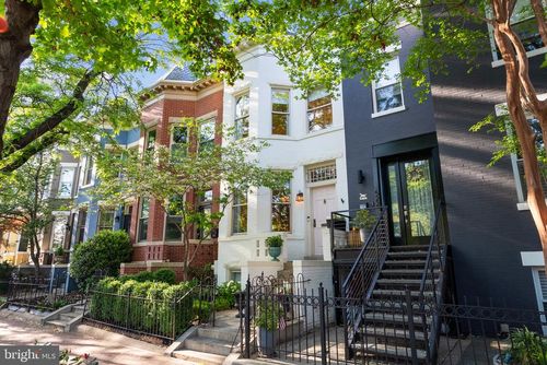 520 G St Ne, WASHINGTON, DC, 20002-4304 | Card Image