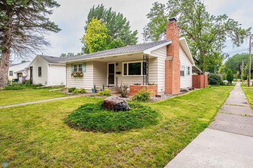 1103 1st St S, Moorhead, MN, 56560-4001 | Card Image